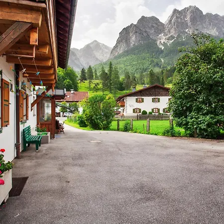 Apartment Alpspitze *